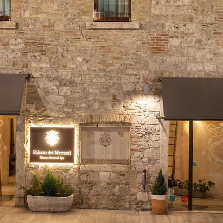 Palazzo Dei Mercanti - Dimora & Spa Асколи-Пичено Экстерьер фото